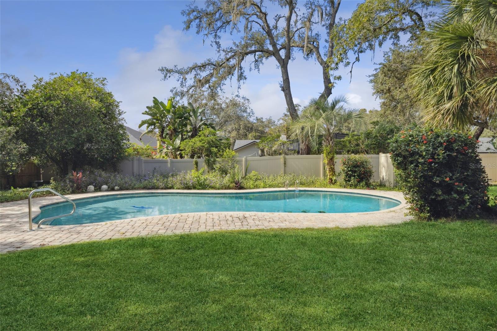 SWEETWATER OAKS SEC 02 - Residential