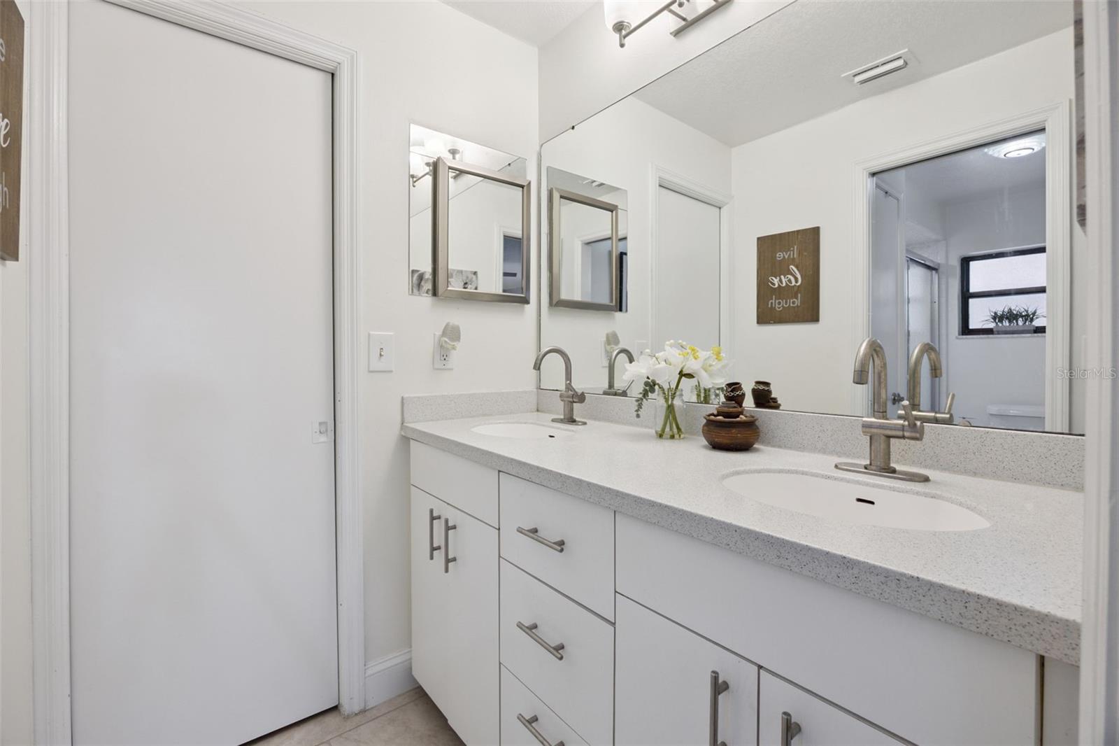 SWEETWATER OAKS SEC 02 - Residential