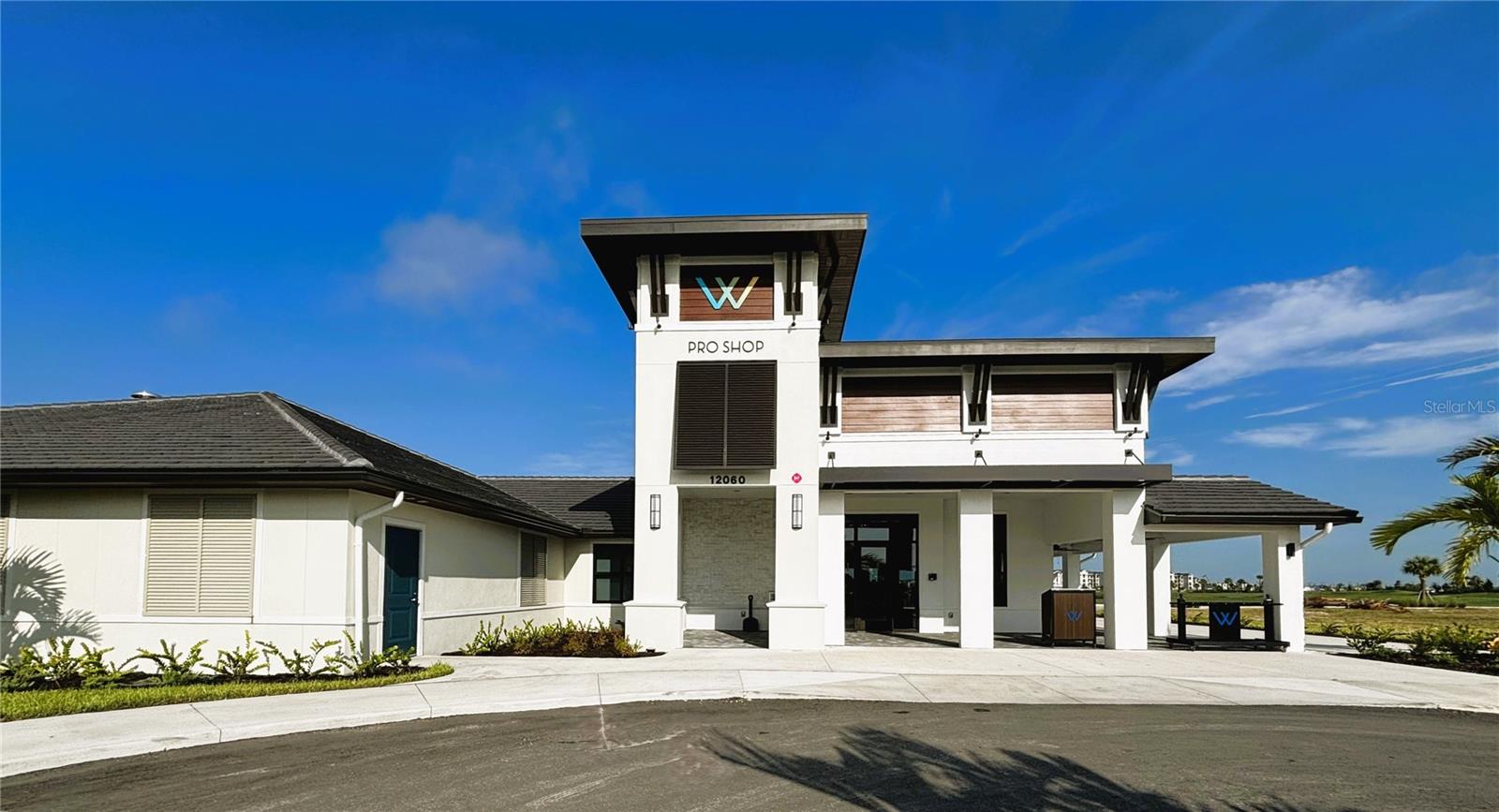 WELLEN PARK GOLF & COUNTRY CLUB - Residential Lease