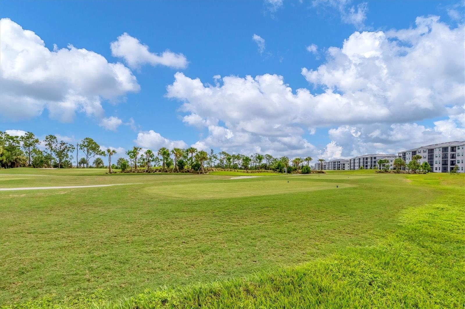 WELLEN PARK GOLF & COUNTRY CLUB - Residential Lease
