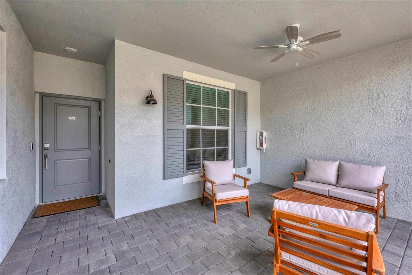 WELLEN PARK GOLF & COUNTRY CLUB - Residential Lease