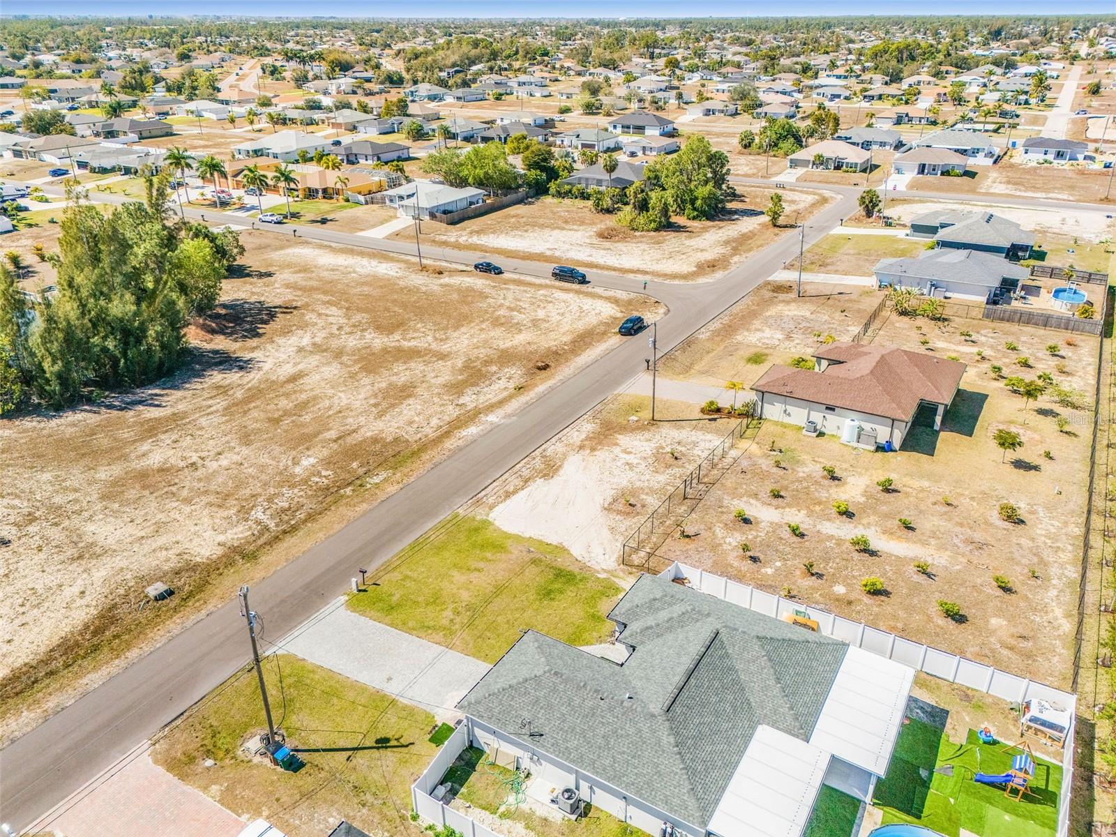 CAPE CORAL - Residential