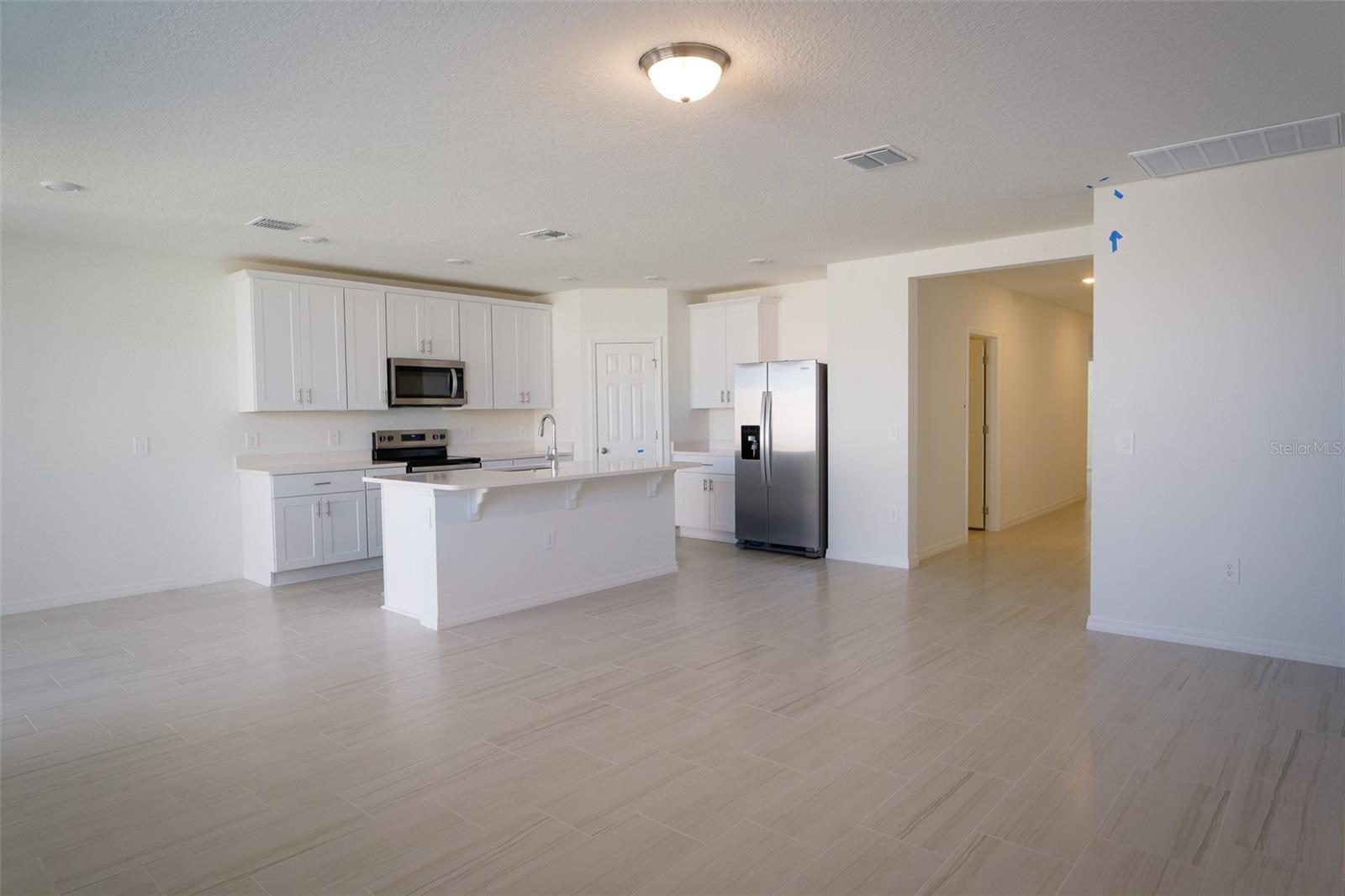 DEER RUN AT CROSSWINDS - Residential Lease