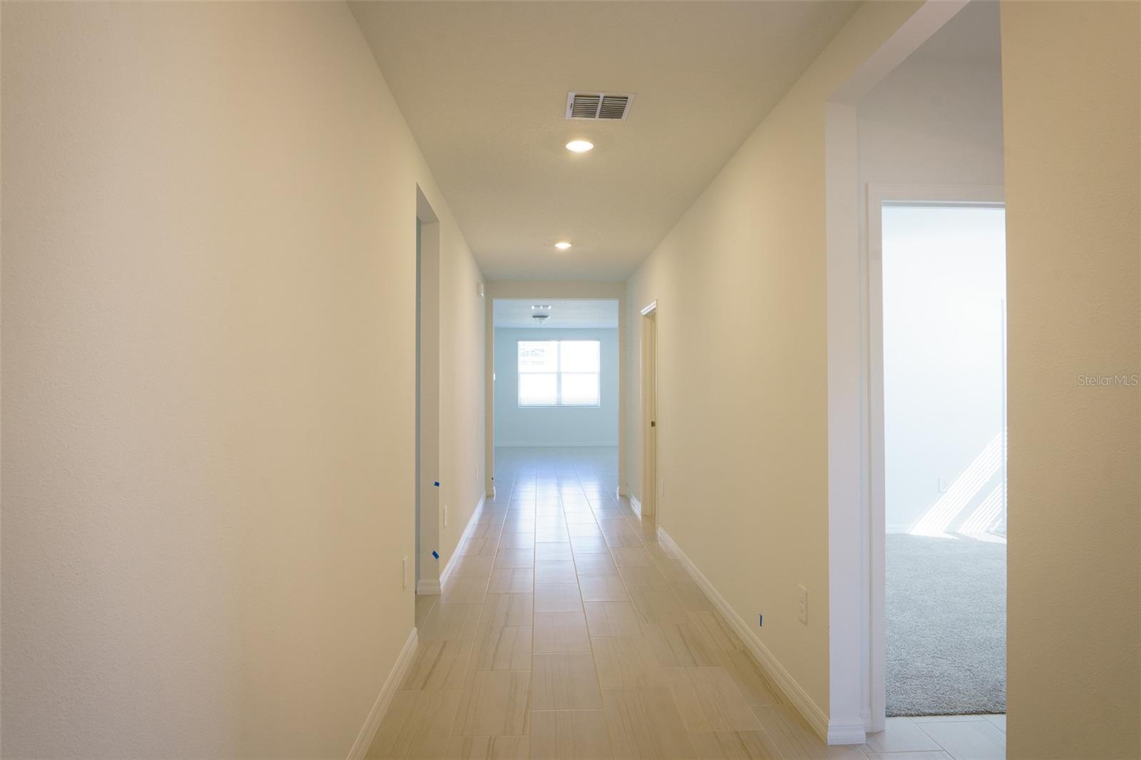 DEER RUN AT CROSSWINDS - Residential Lease