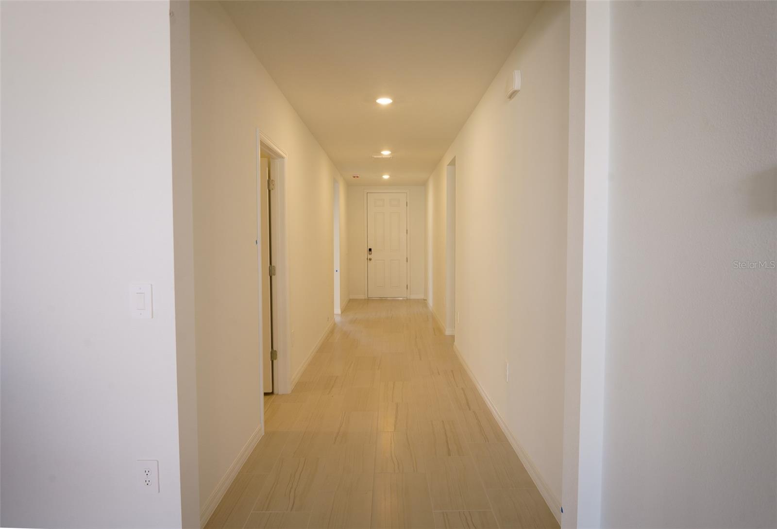 DEER RUN AT CROSSWINDS - Residential Lease