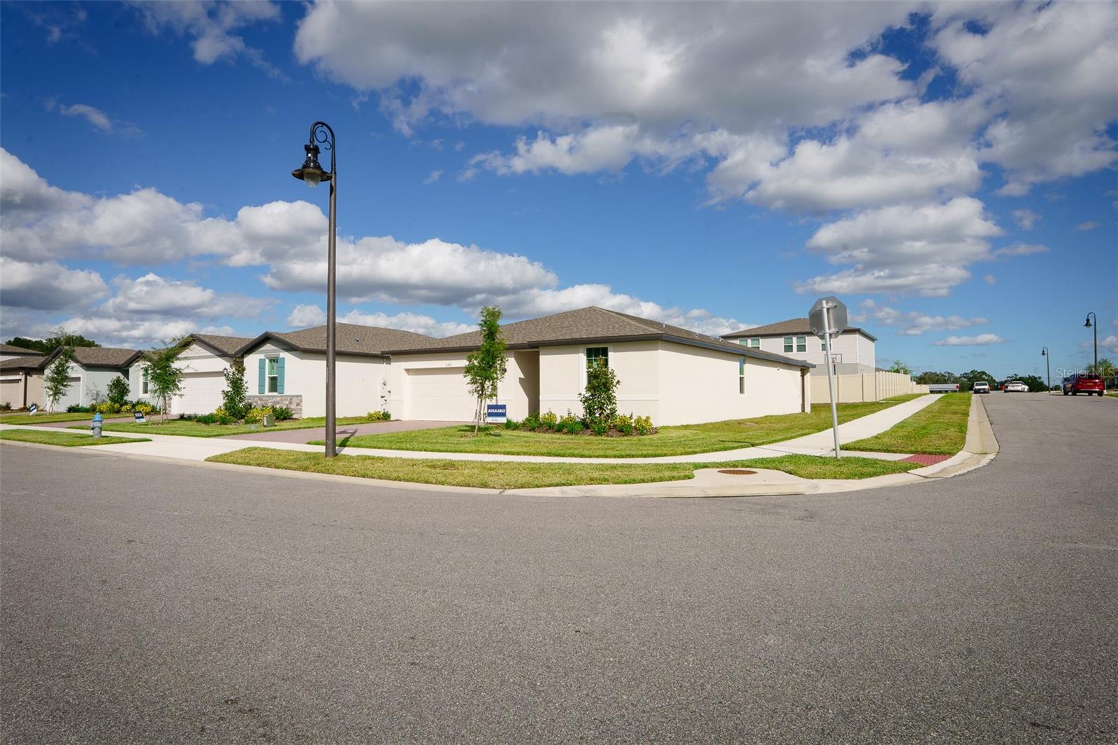 DEER RUN AT CROSSWINDS - Residential Lease