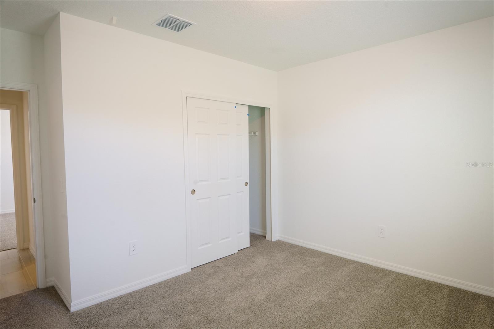 DEER RUN AT CROSSWINDS - Residential Lease