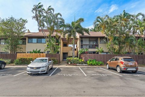 775 N VILLAGE DRIVE N 106 ST PETERSBURG FL 33716