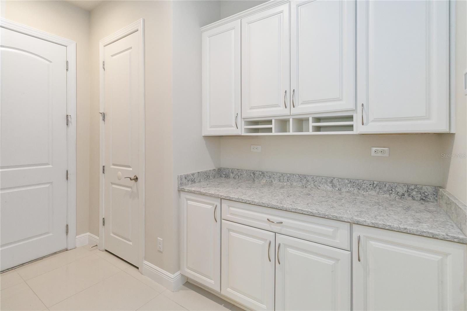 ENCLAVE AT VILLAGEWALK - Residential Lease