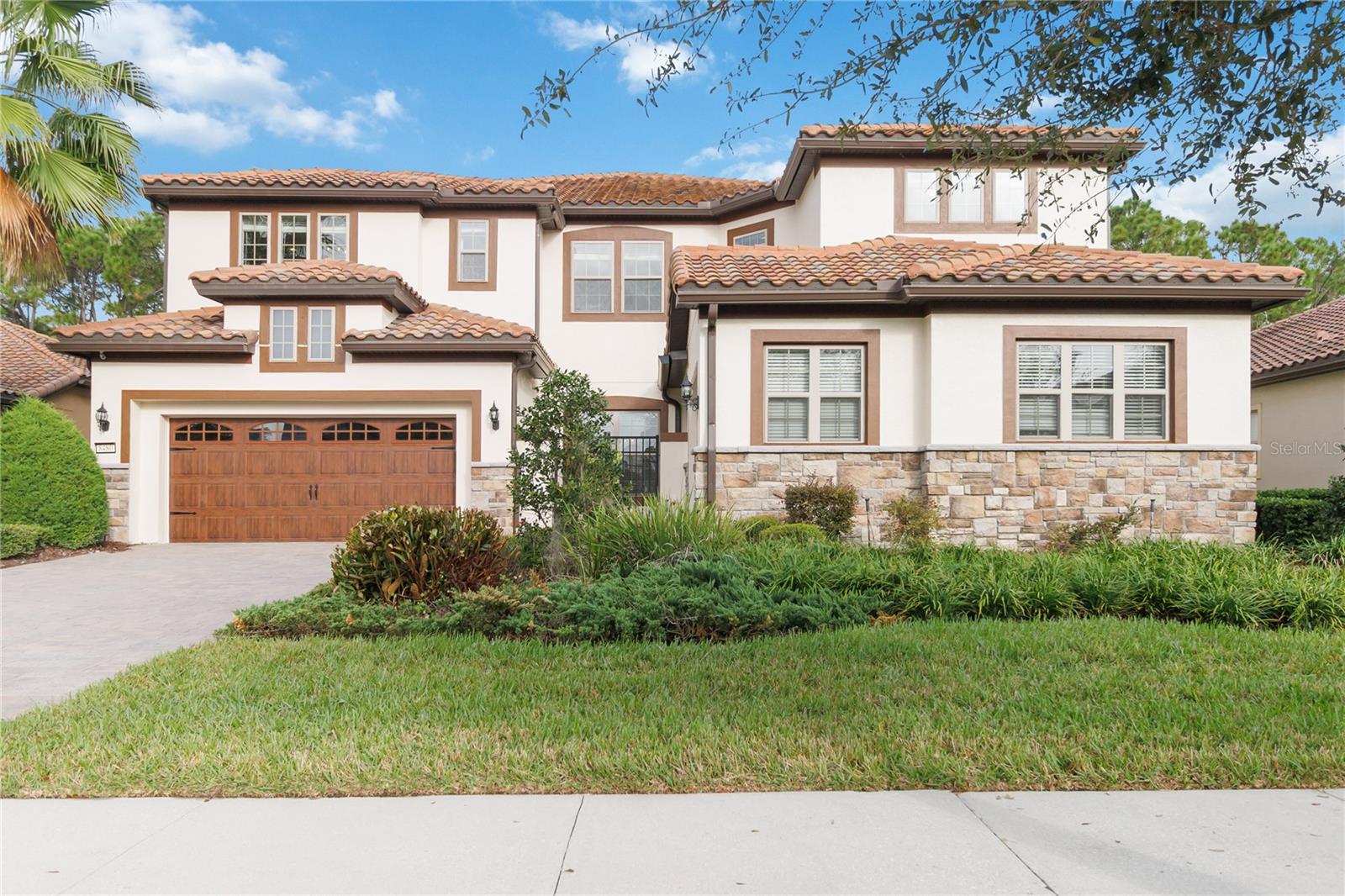 ENCLAVE AT VILLAGEWALK - Residential Lease