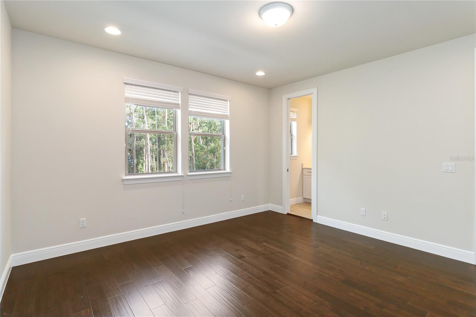 ENCLAVE AT VILLAGEWALK - Residential Lease