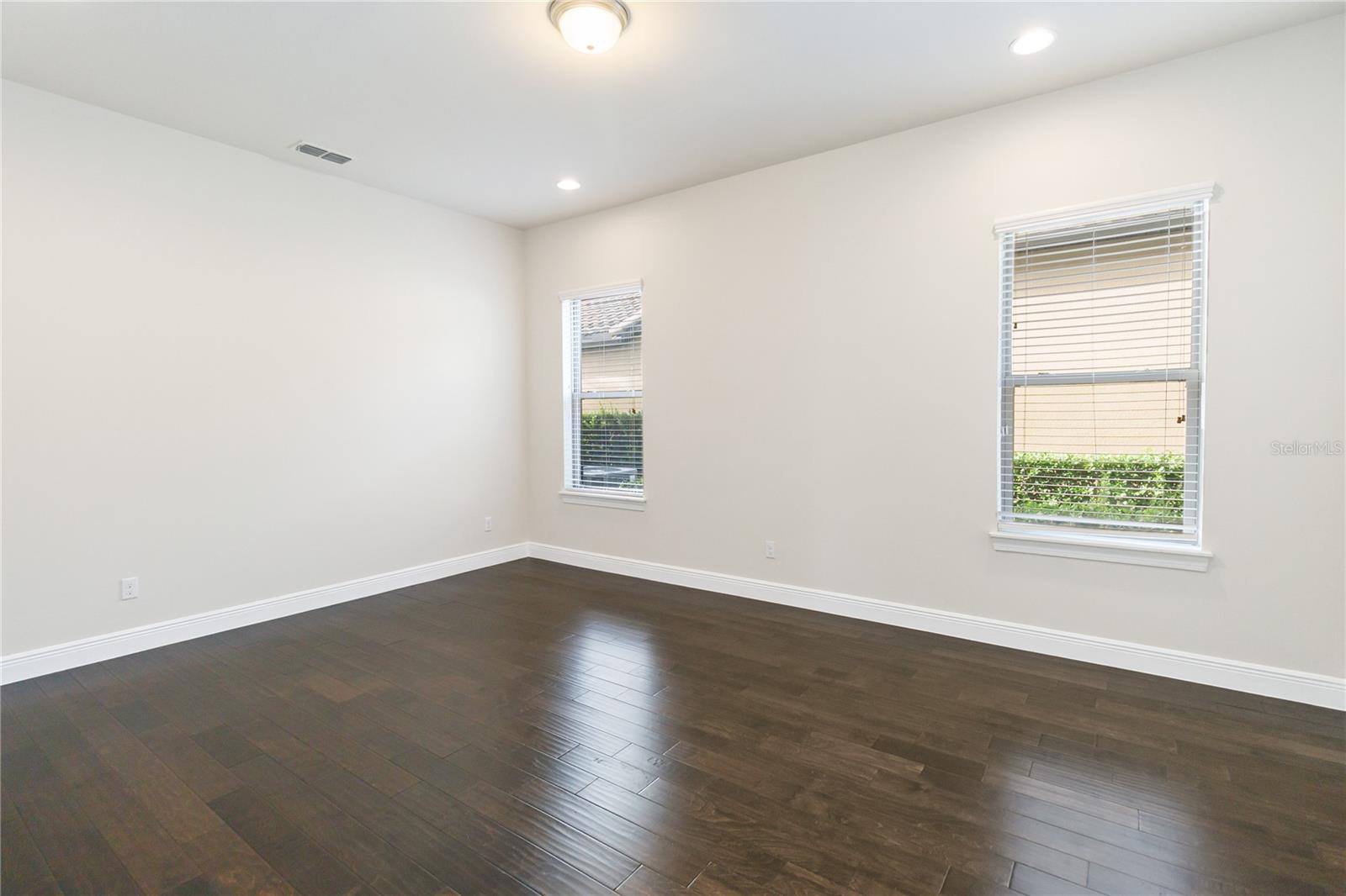 ENCLAVE AT VILLAGEWALK - Residential Lease