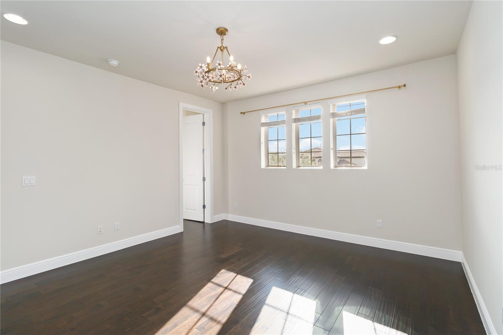 ENCLAVE AT VILLAGEWALK - Residential Lease