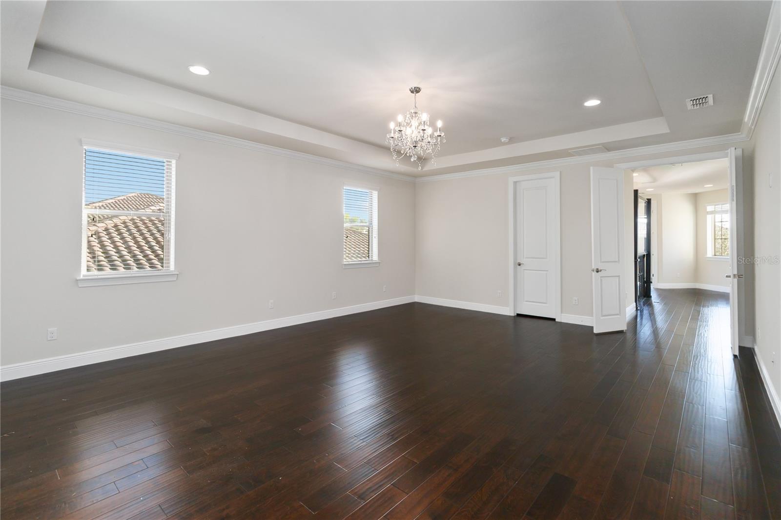 ENCLAVE AT VILLAGEWALK - Residential Lease