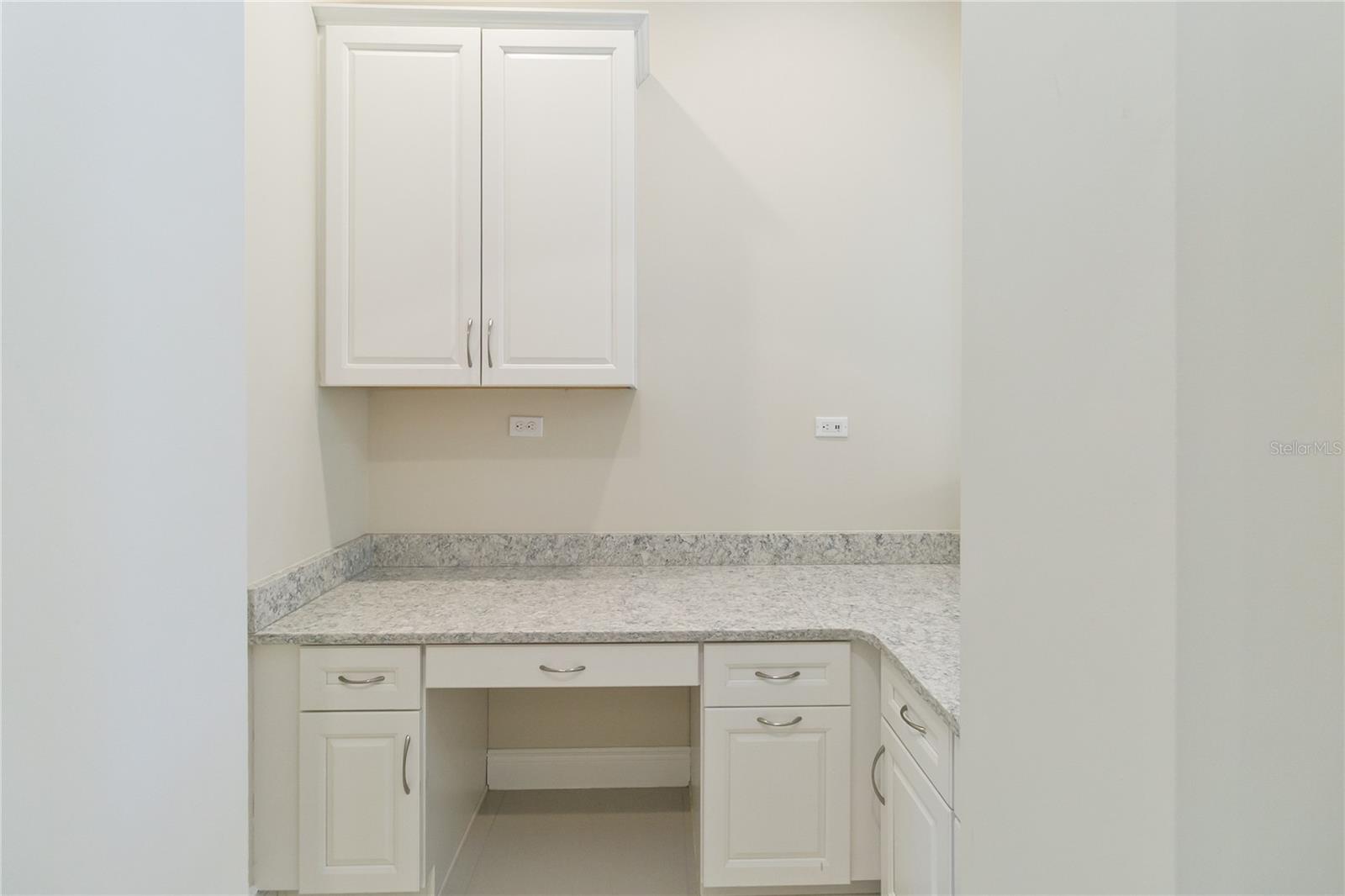 ENCLAVE AT VILLAGEWALK - Residential Lease