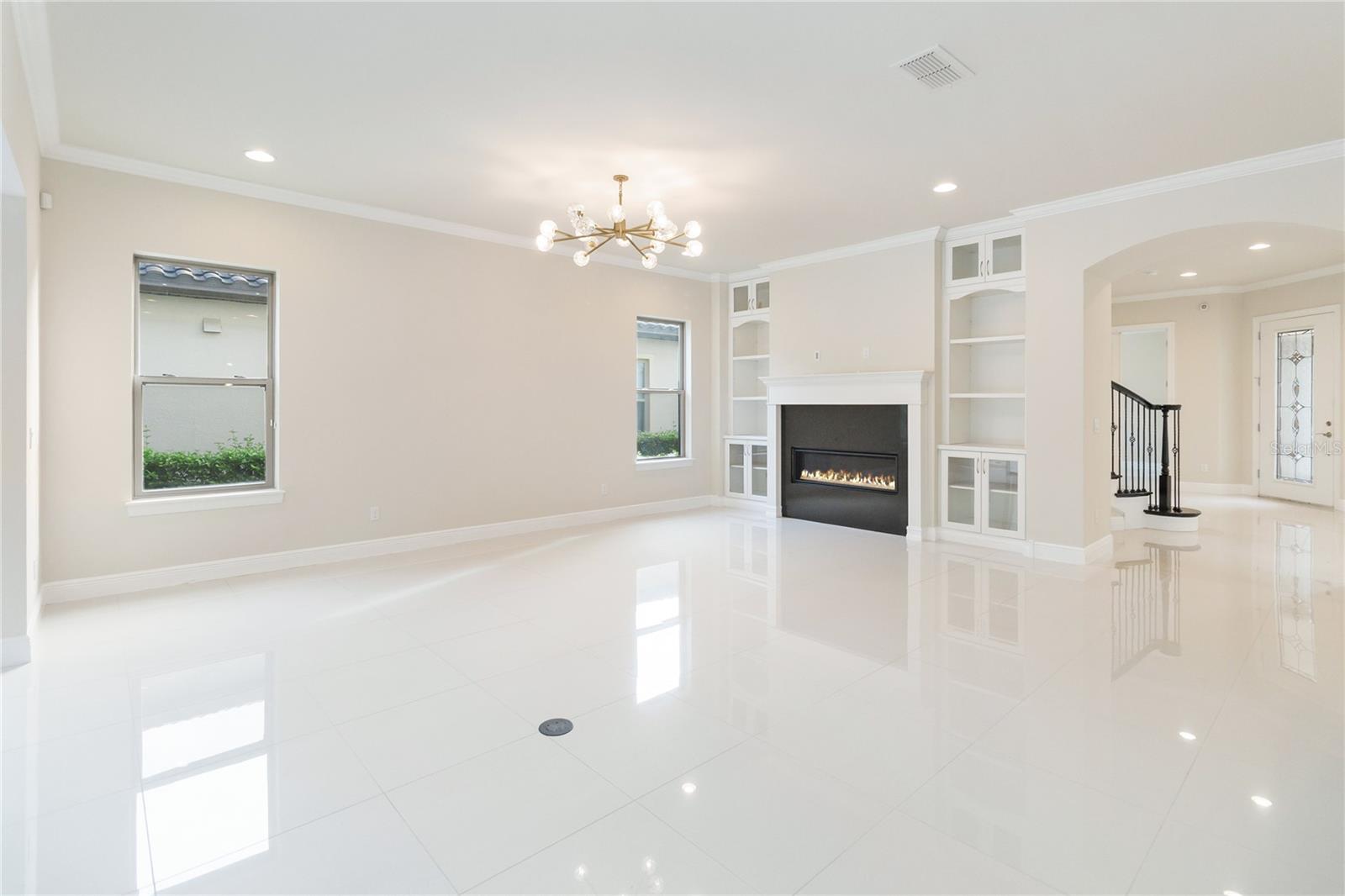 ENCLAVE AT VILLAGEWALK - Residential Lease