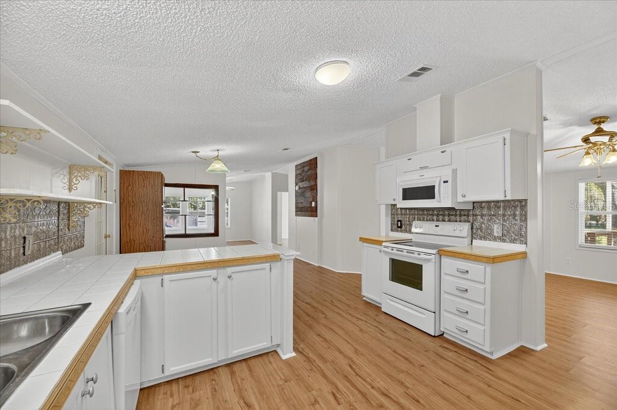 WOODHAVEN - Residential