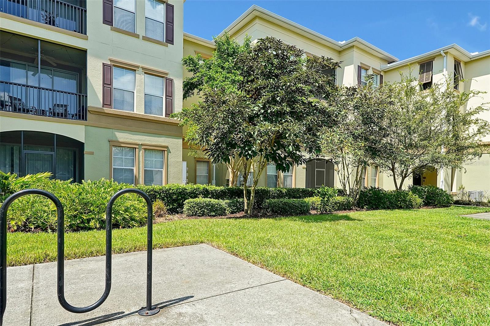 LAKESIDE/LKS/WINDERMERE CONDO - Residential