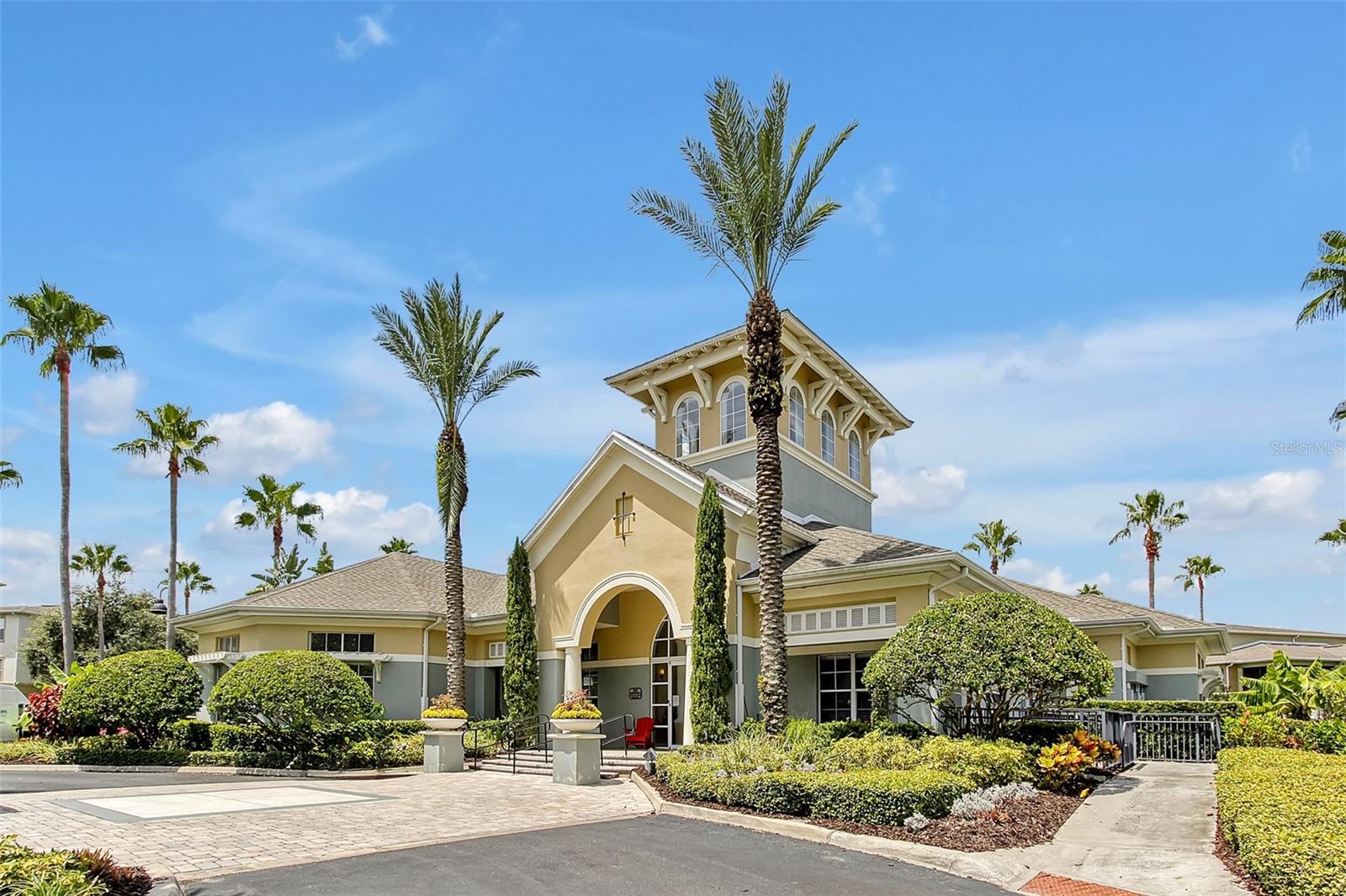 LAKESIDE/LKS/WINDERMERE CONDO - Residential
