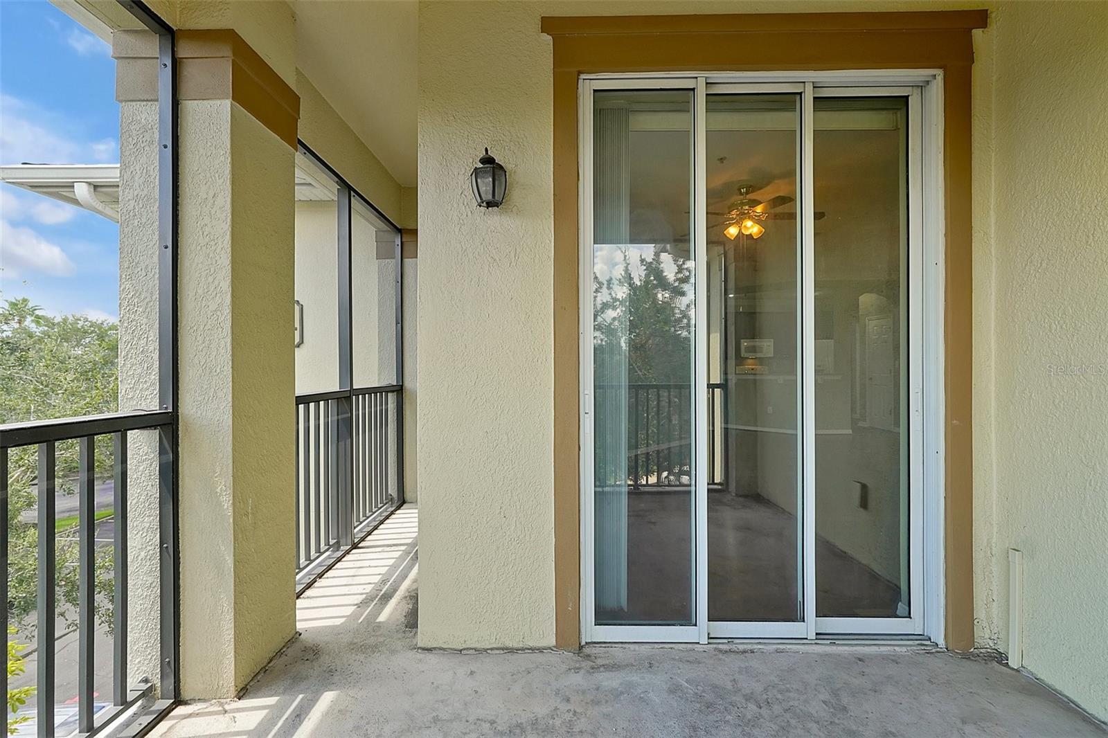 LAKESIDE/LKS/WINDERMERE CONDO - Residential