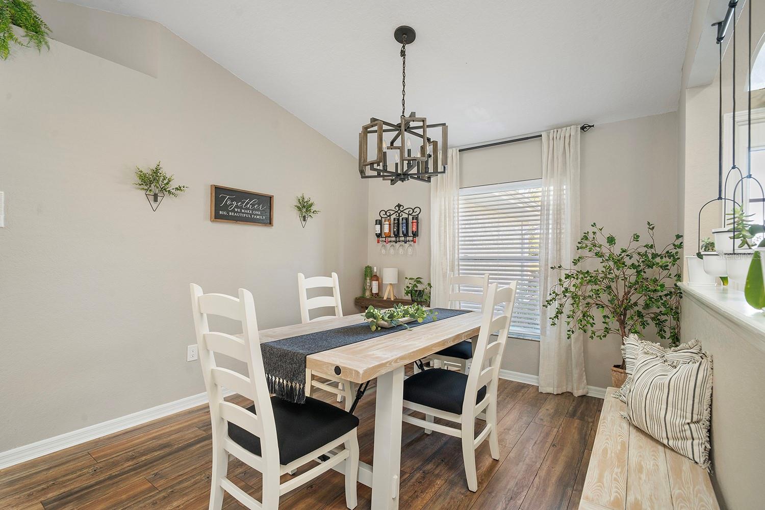 SEVEN HILLS - Residential