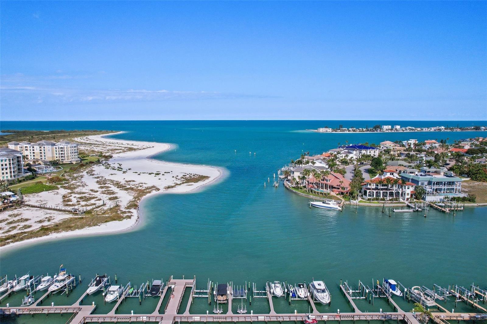 936 PINELLAS BAYWAY S T-5