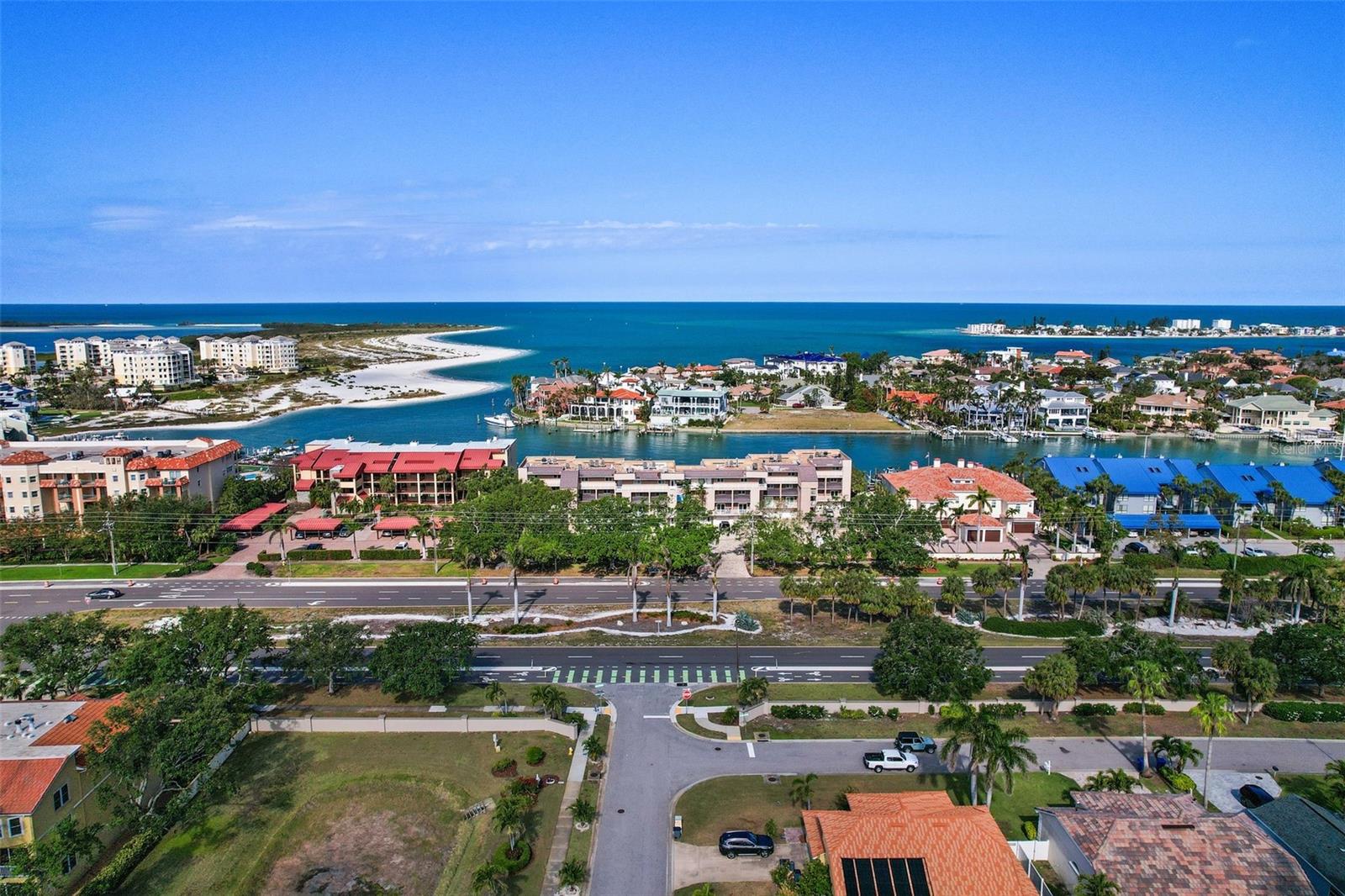 CASTILLO DEL SOL CONDO - Residential