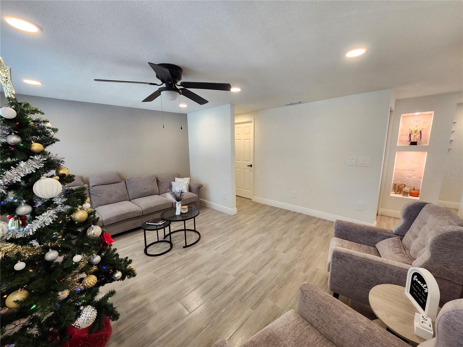 HALGREEN MANOR-UNIT 2 - Residential