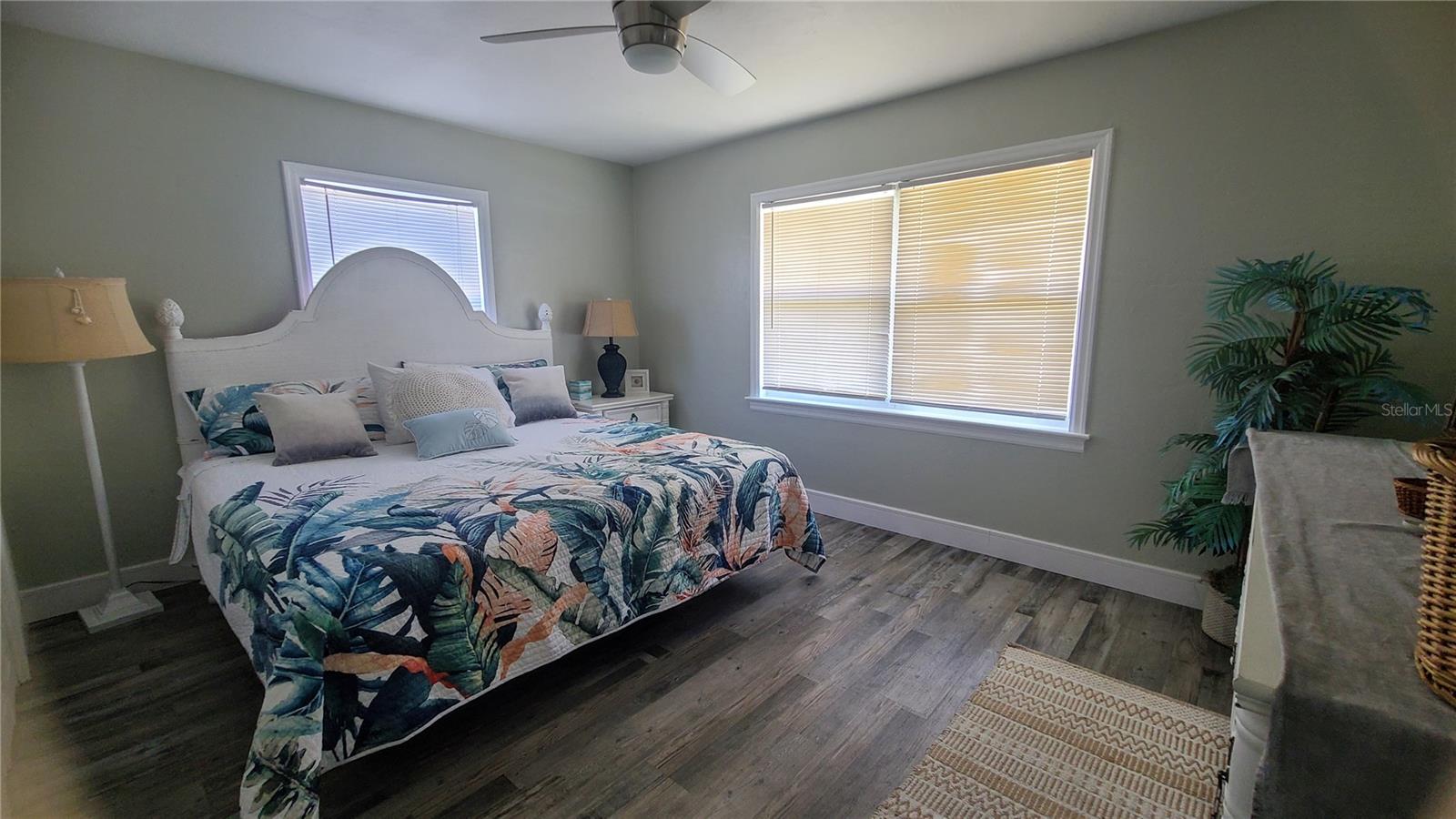 2131 PALM TERRACE