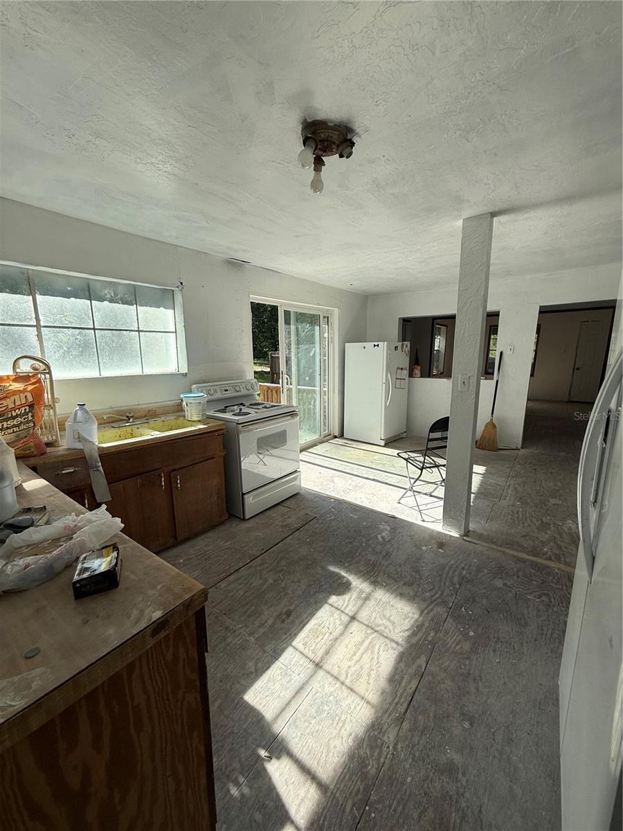 NOT IN A SUBDIVISION - Residential