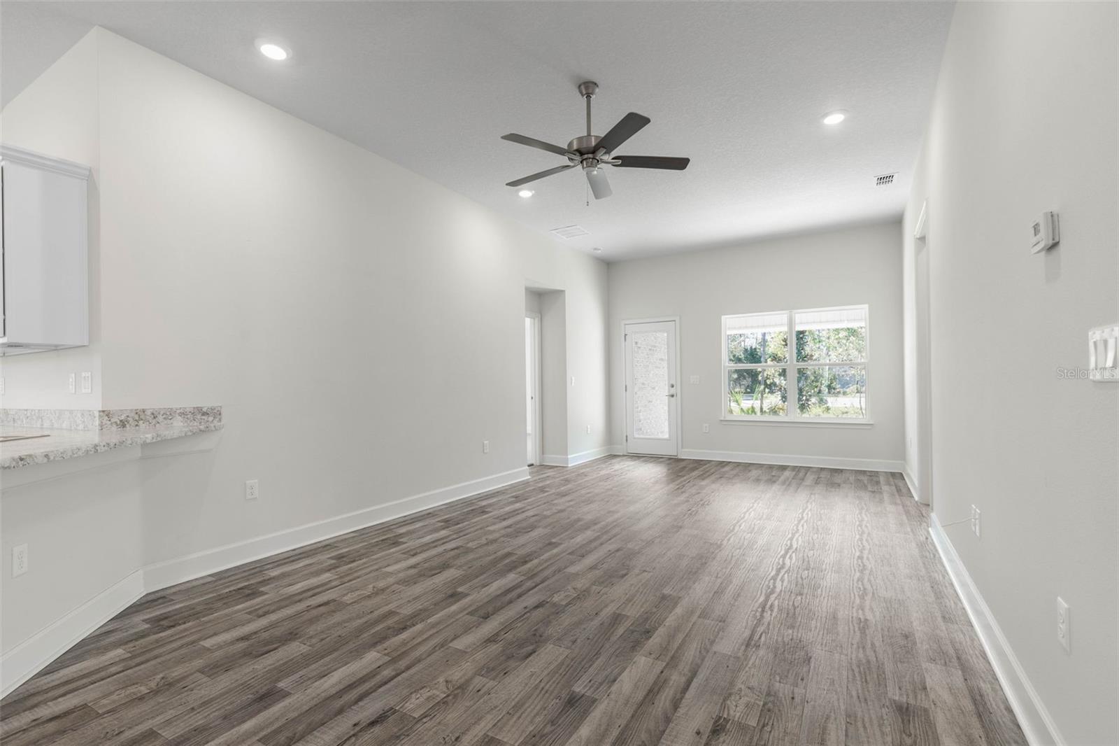 6 BAINBRIDGE LANE