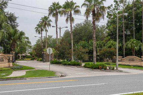 A home in LAKELAND