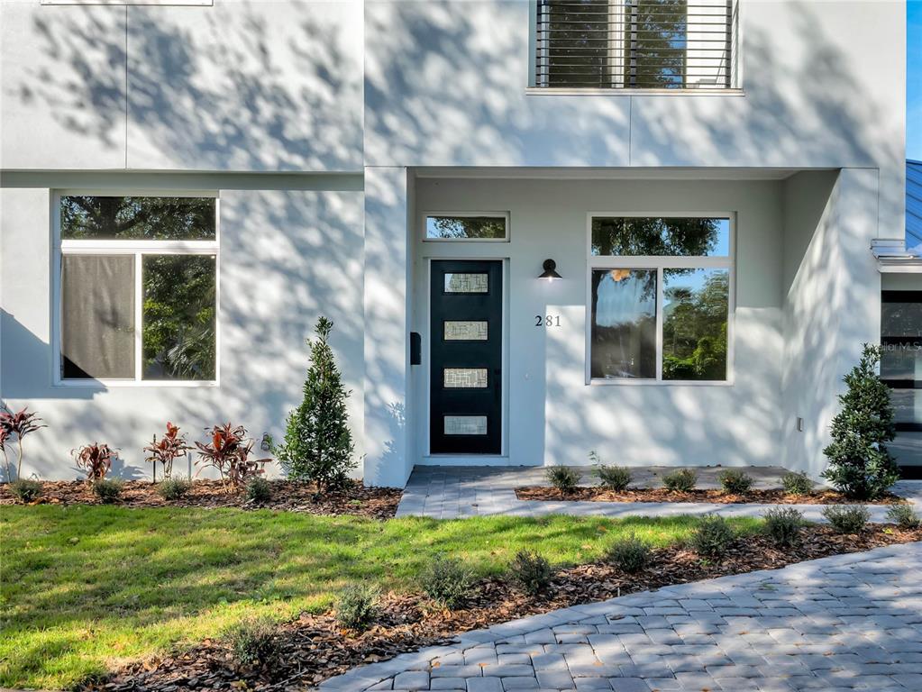 281 BREWER AVENUE