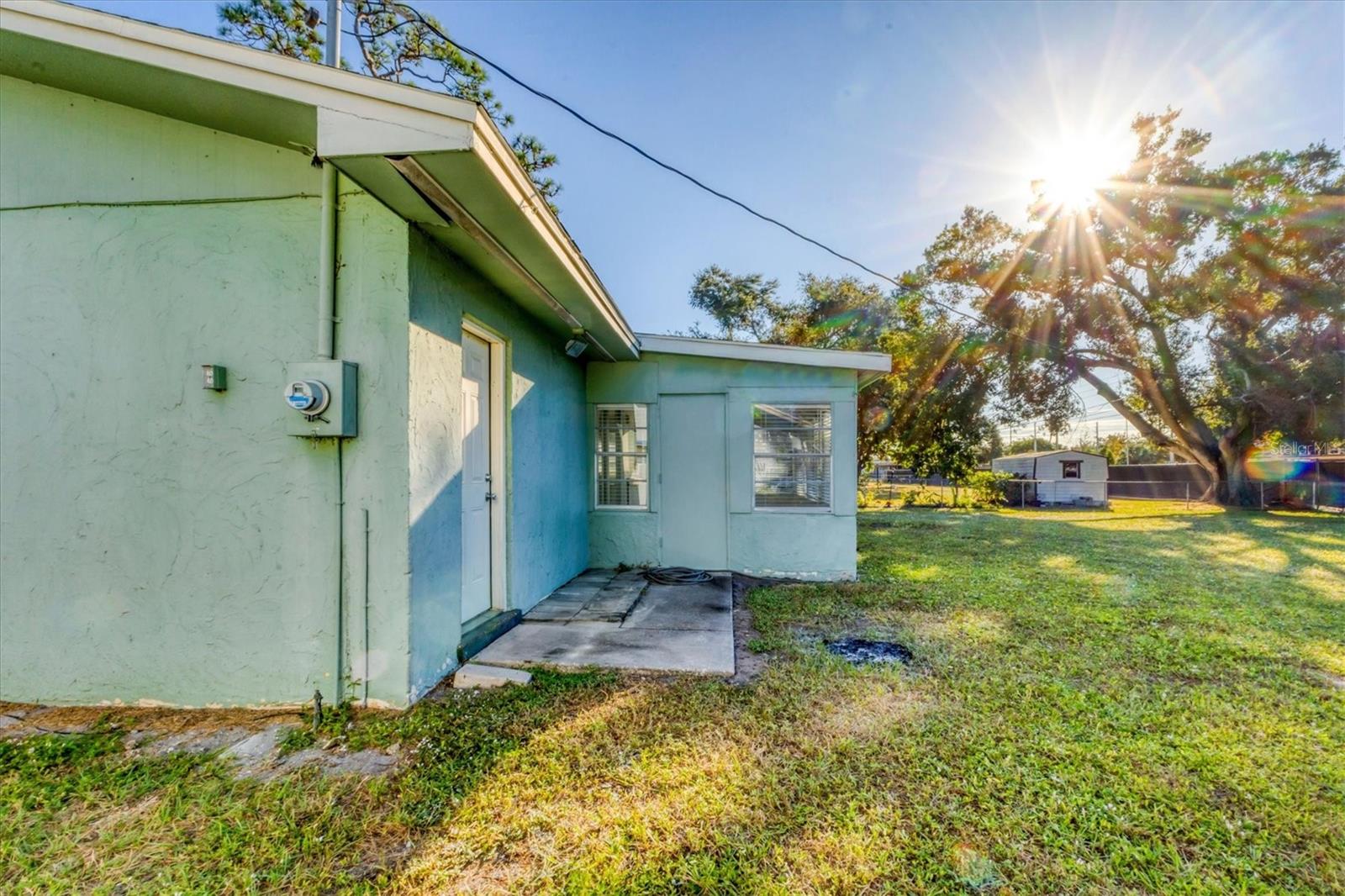 CEDAR MANOR - Residential