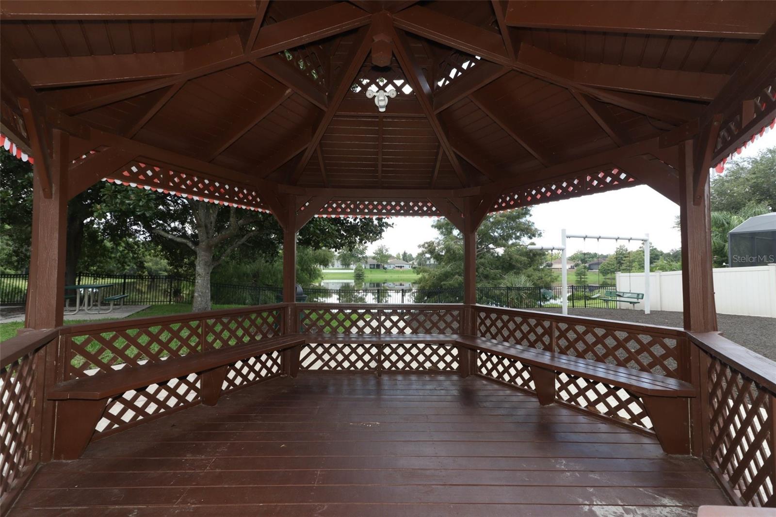 WOODBRIDGE LAKES UNIT 1 - Residential