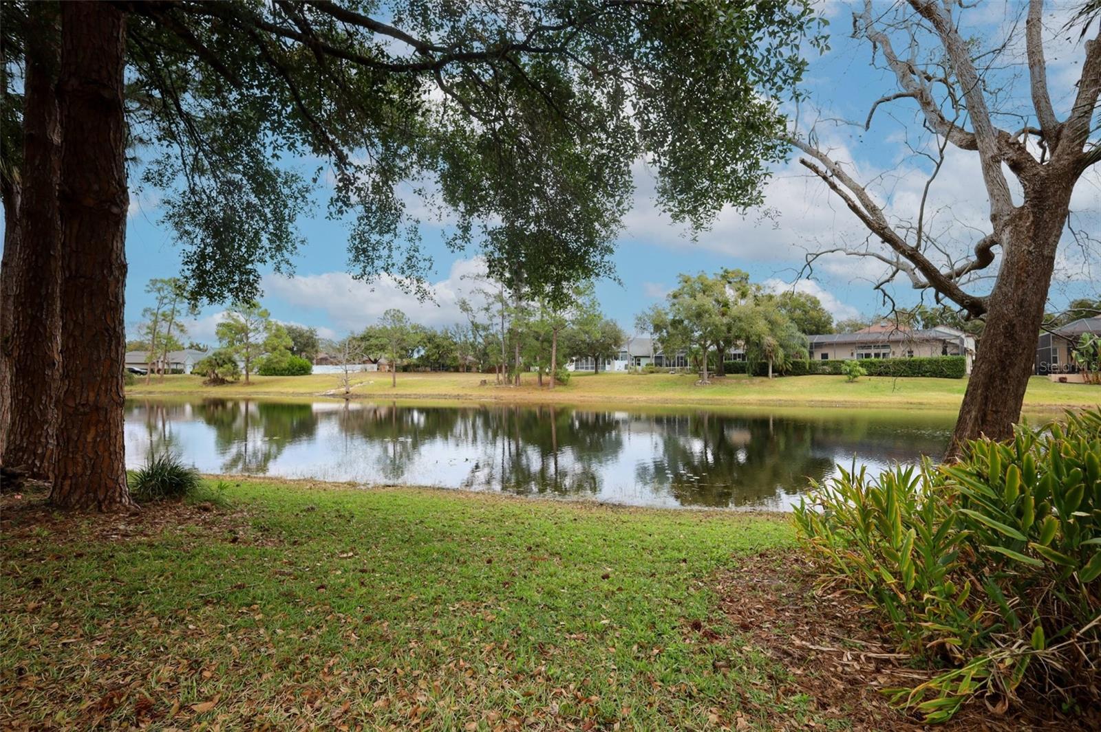 WOODBRIDGE LAKES UNIT 1 - Residential