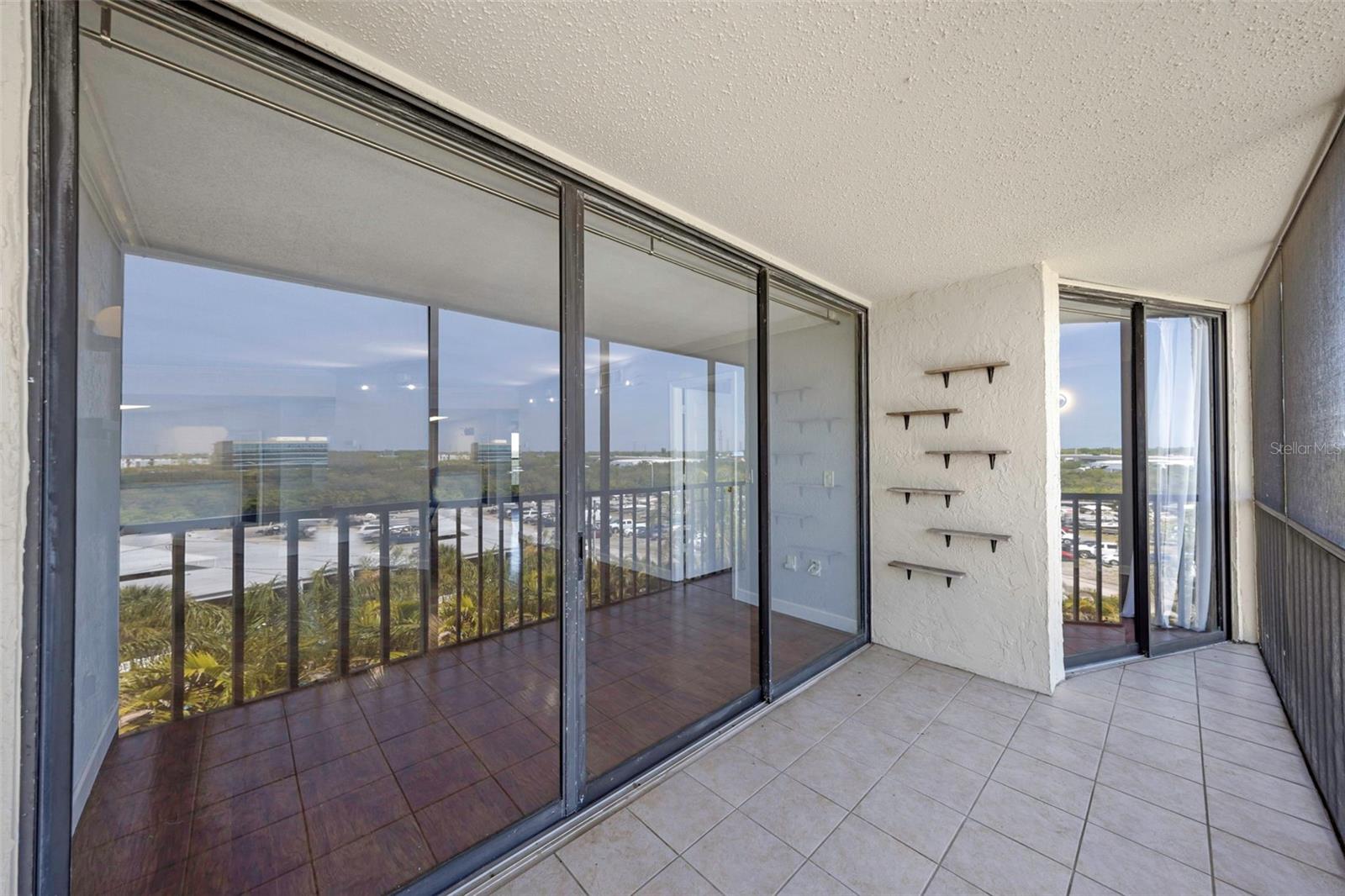 COVE CAY VILLAGE III - Residential