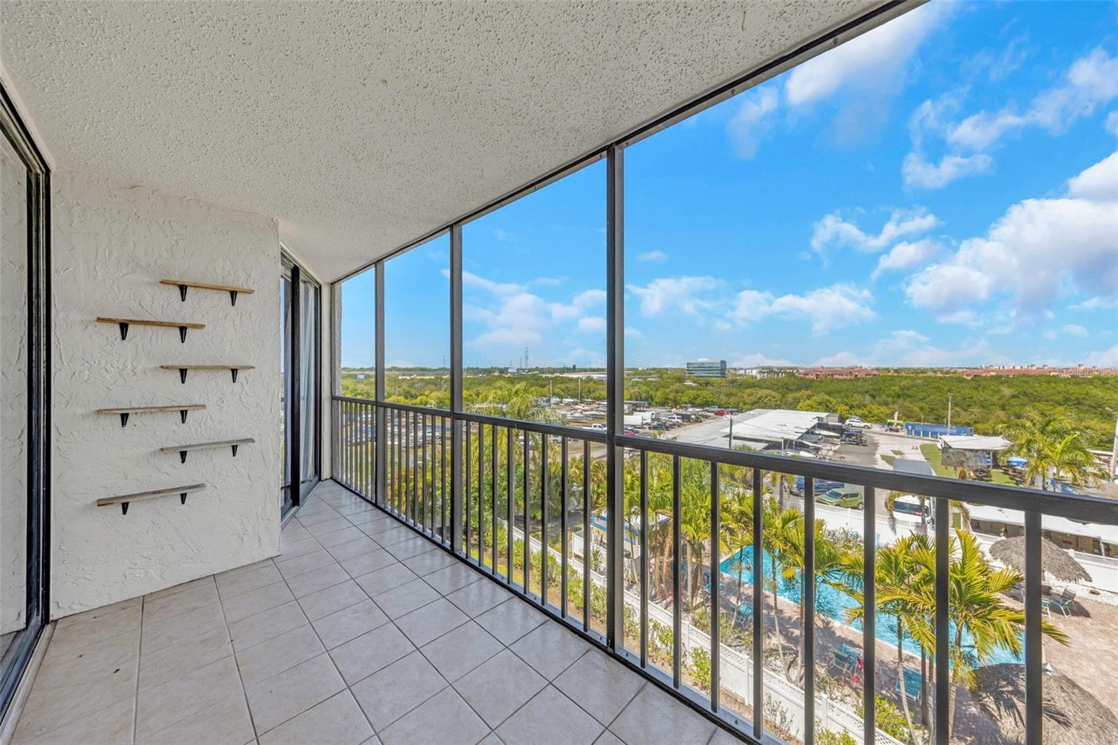 COVE CAY VILLAGE III - Residential