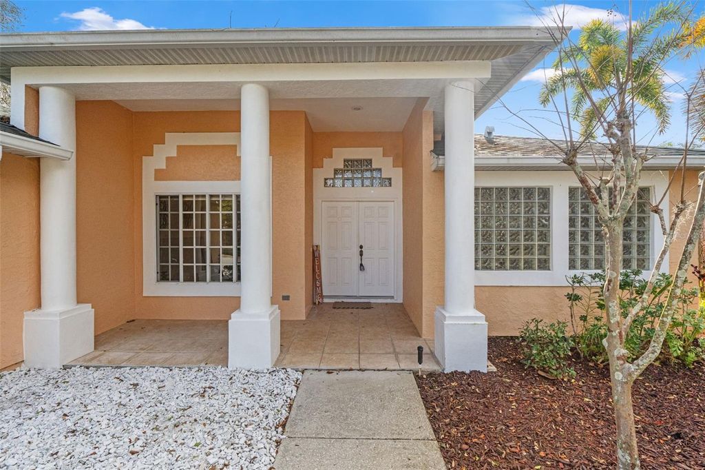 Photo of 958 Ridgewood Terrace, Tarpon Springs, FL 34689 (MLS # W7883170)