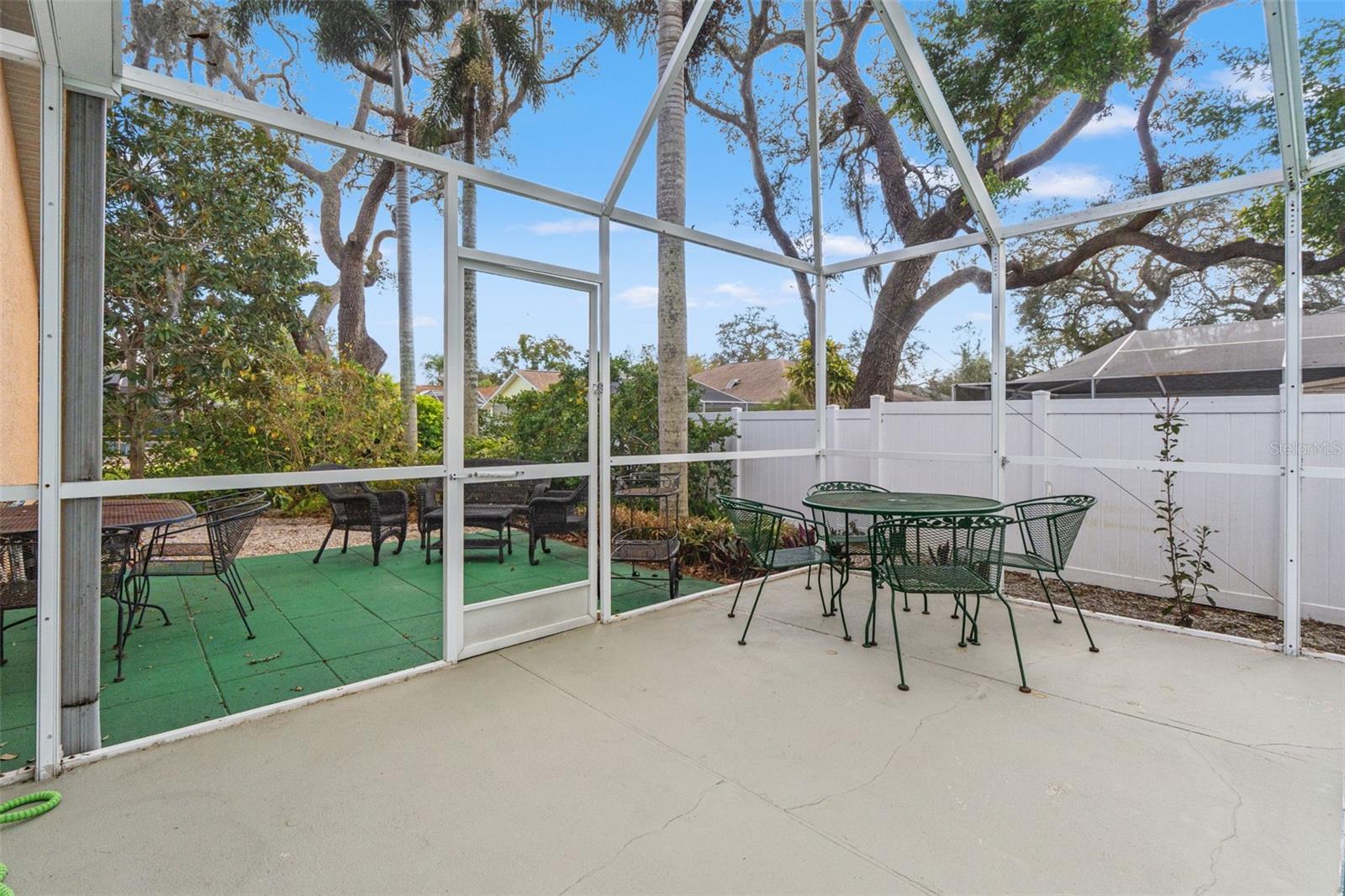 WHITCOMB PLACE - Residential