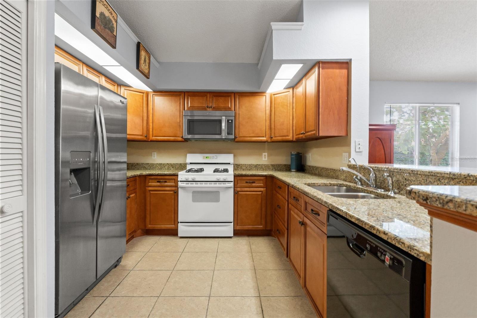 WHITCOMB PLACE - Residential