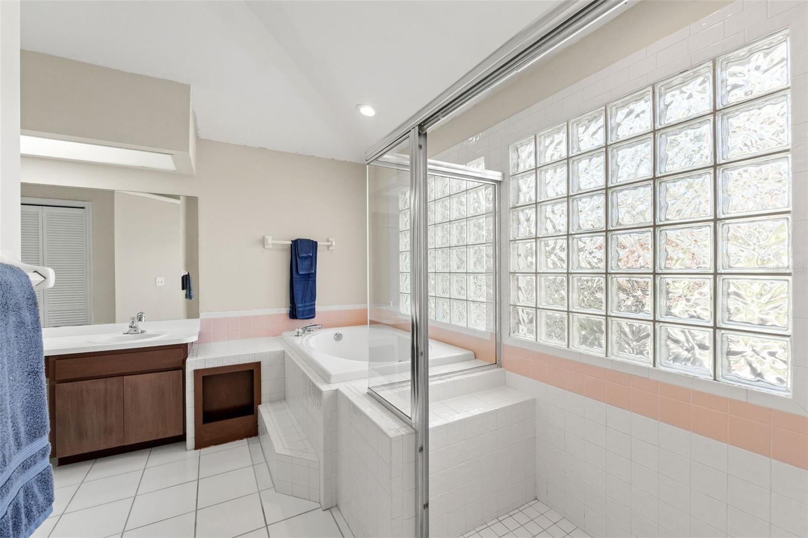 WHITCOMB PLACE - Residential