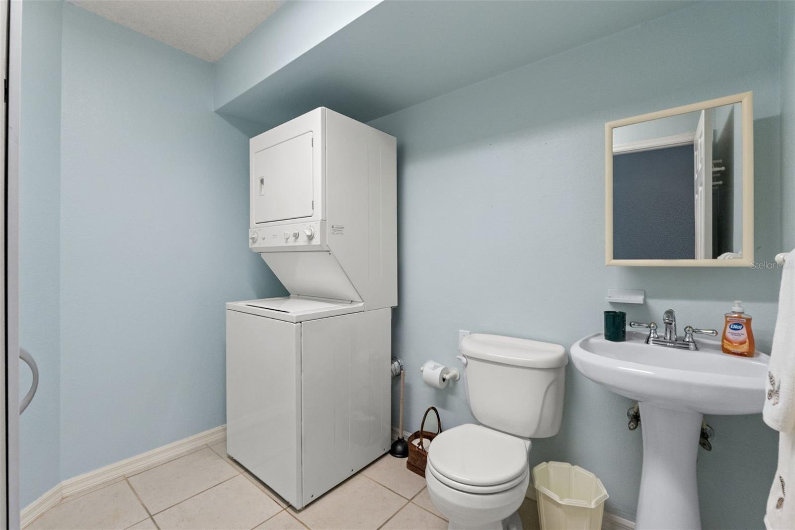 WHITCOMB PLACE - Residential