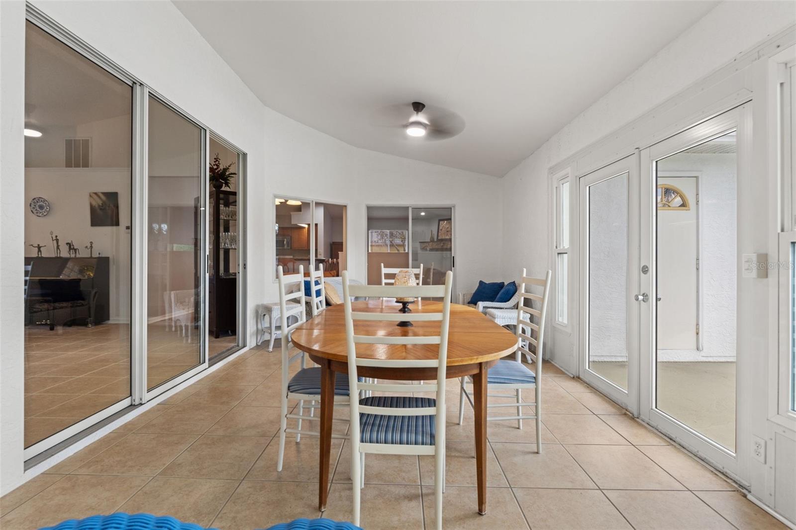 WHITCOMB PLACE - Residential