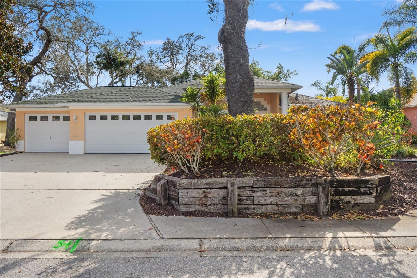 WHITCOMB PLACE - Residential