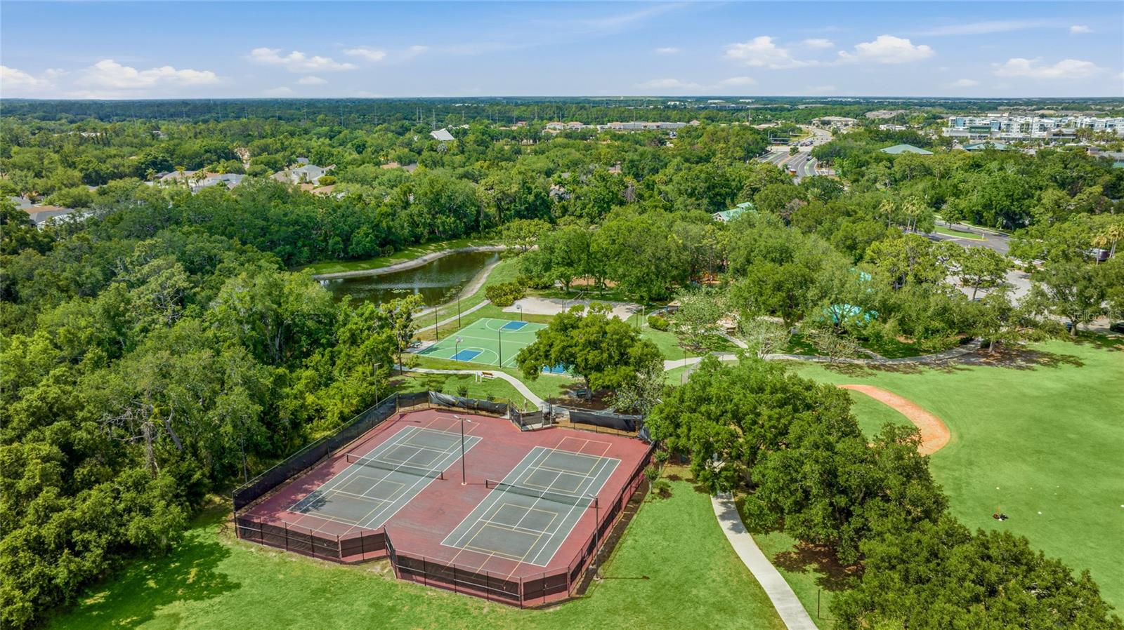 SUMMERFIELD HOLLOW CONDO PH III - Residential