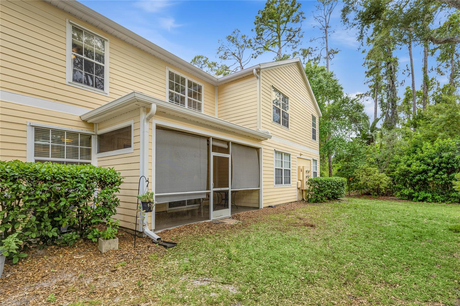 SUMMERFIELD HOLLOW CONDO PH III - Residential