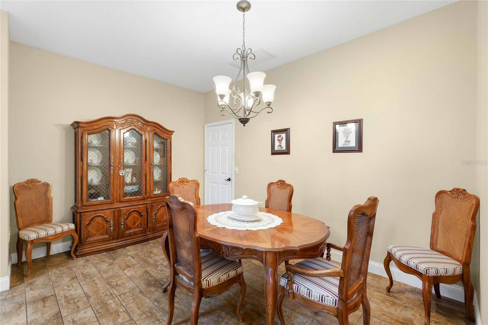 SUMMERFIELD HOLLOW CONDO PH III - Residential