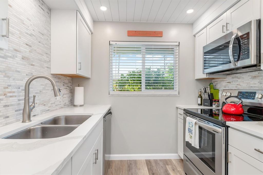 Photo of 649 Tamiami Trail S #106, Venice, FL 34285 (MLS # N6138578)