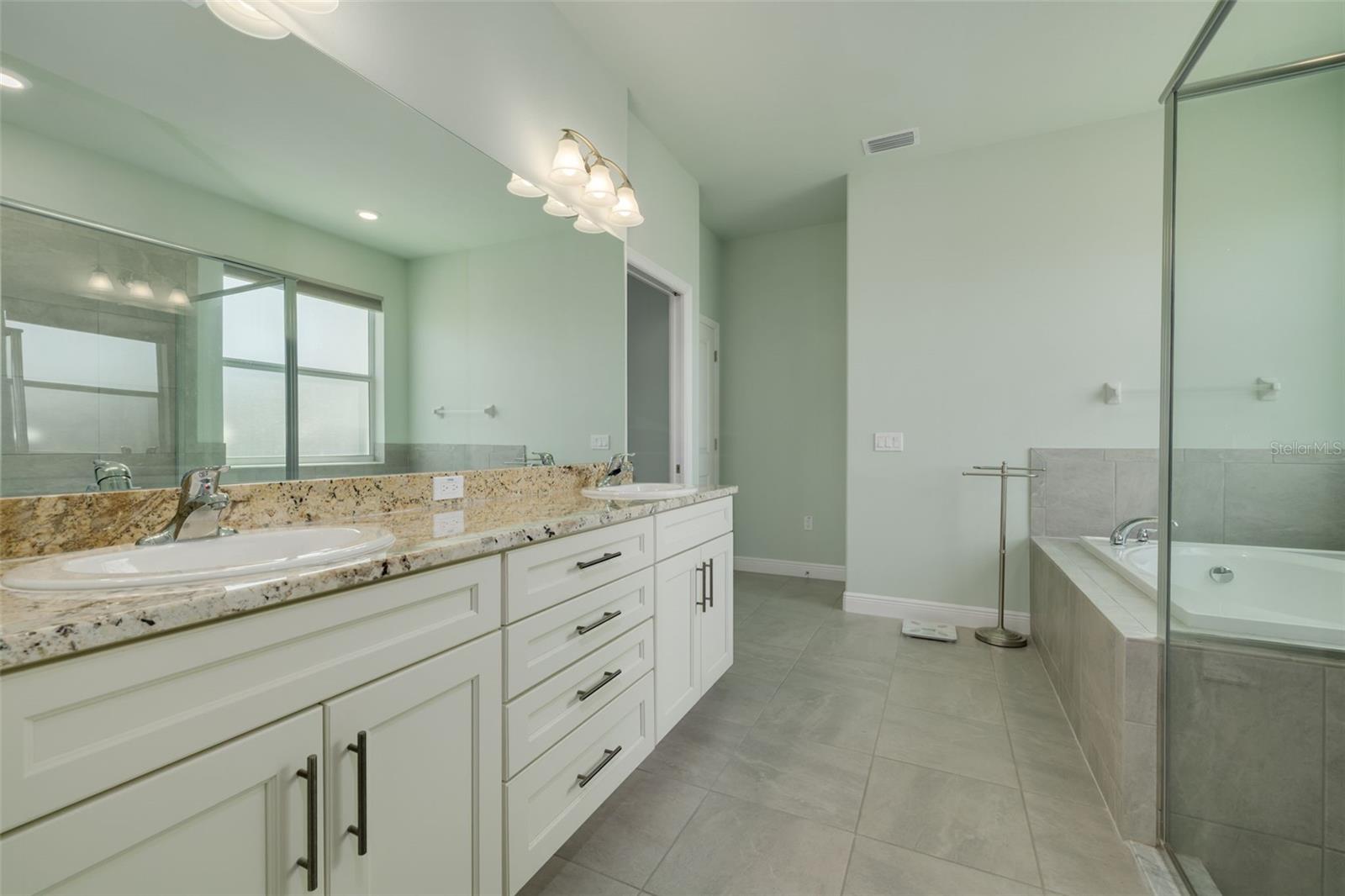 RIVER BEND VILLAGE - Residential